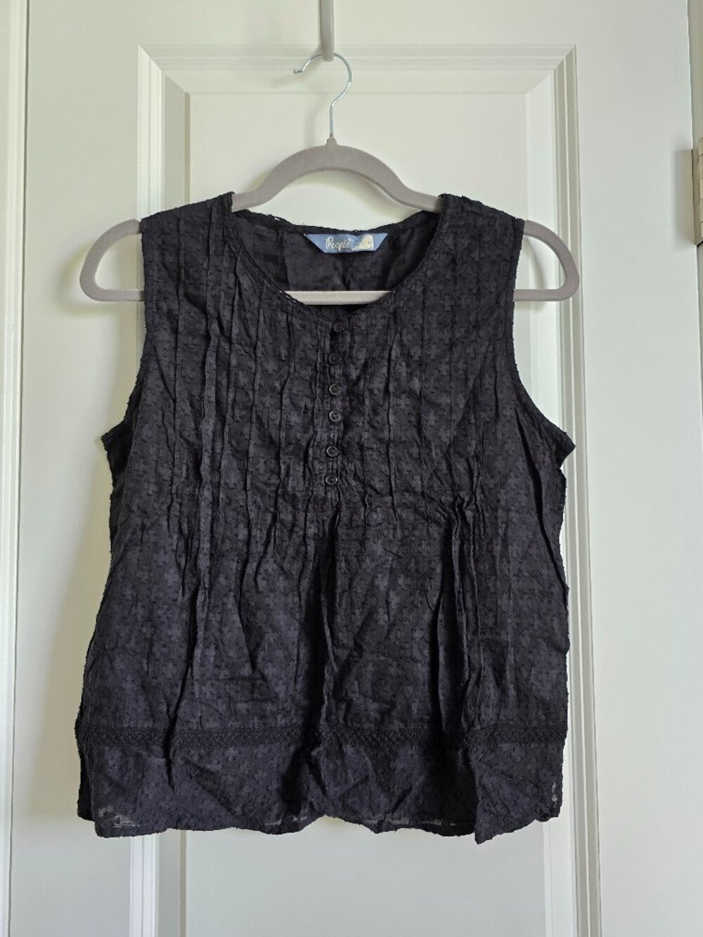 People Black Textured Button Front Tank